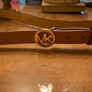 Michael Kors leather belt 44 inches long XL